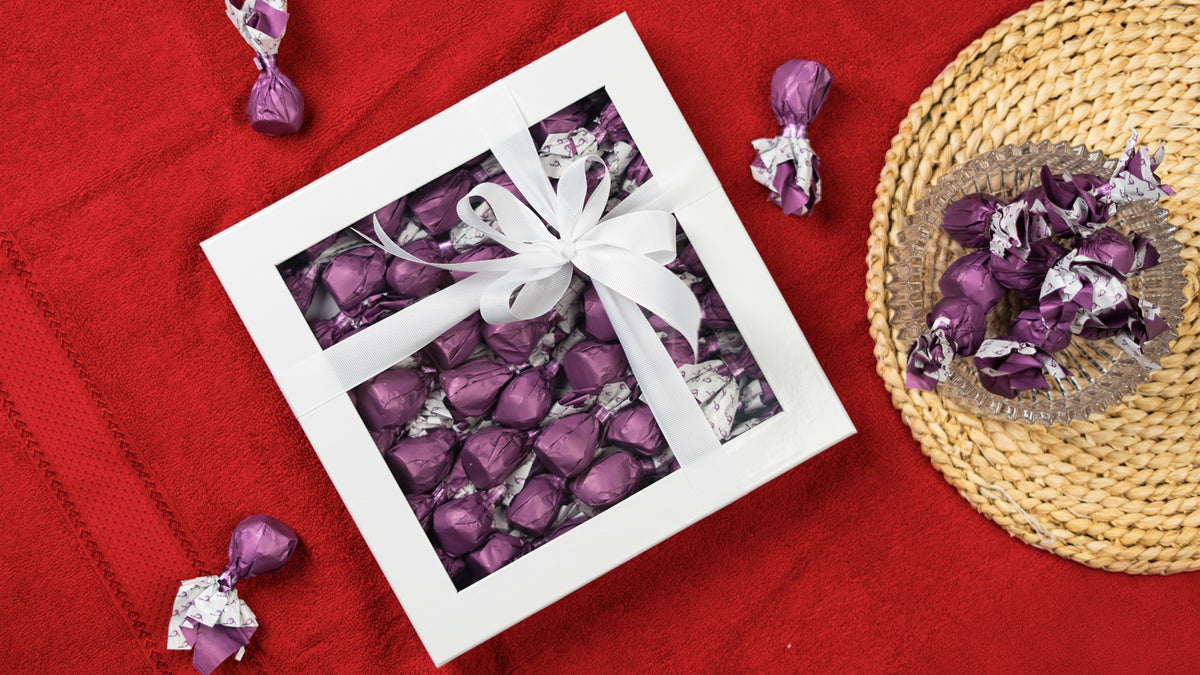 Gift Box - White Chocolate Figs Bonbon